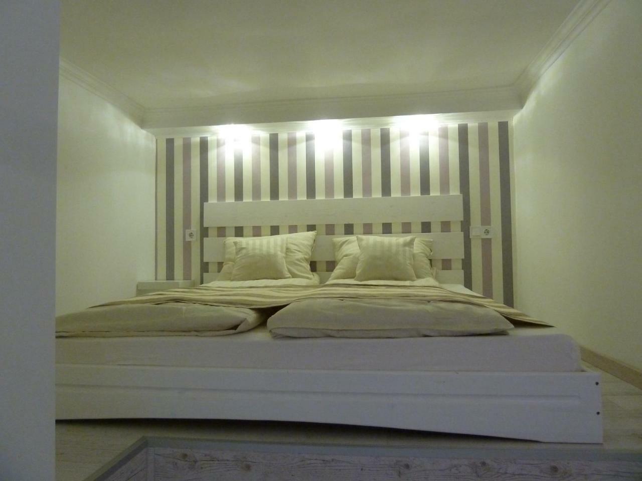 Kossuth Apartmanok デブレツェン エクステリア 写真