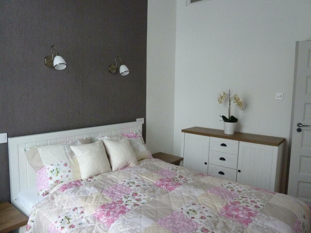 Kossuth Apartmanok デブレツェン エクステリア 写真