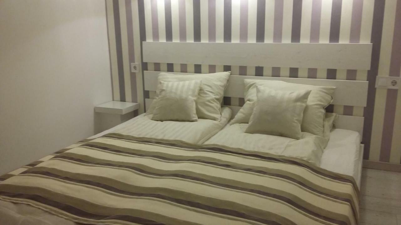 Kossuth Apartmanok デブレツェン エクステリア 写真